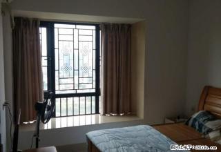 人和春天 2600元 2室,欢迎学生或居家都来租,加一小房 - 湛江28生活网 zhanjiang.28life.com