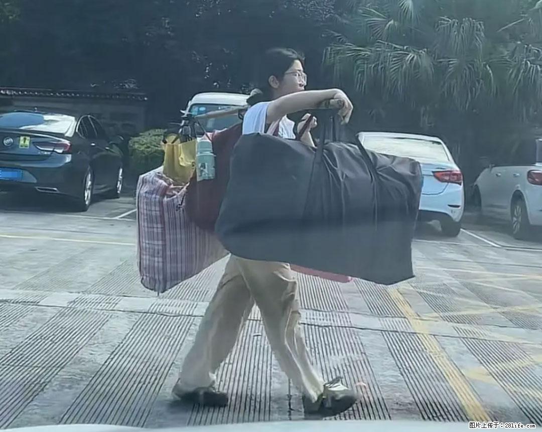 全网追的“扁担女孩”，找了一份暑假工，时薪12元 - 湛江生活资讯 - 湛江28生活网 zhanjiang.28life.com