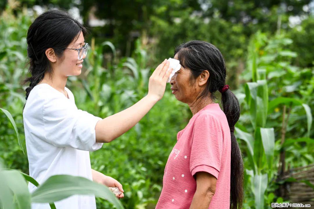 全网追的“扁担女孩”，找了一份暑假工，时薪12元 - 湛江生活资讯 - 湛江28生活网 zhanjiang.28life.com
